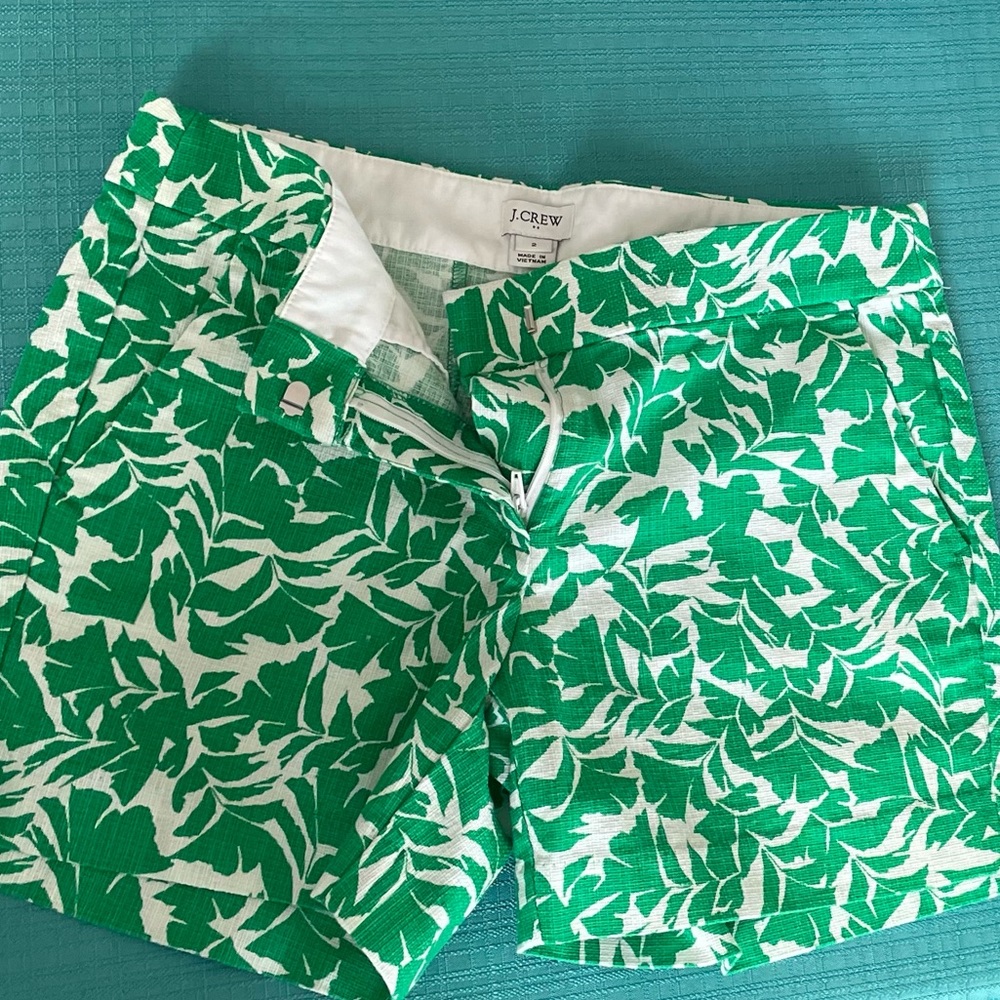 J. Crew Printed 5" basketweave short - Picture 2 of 11